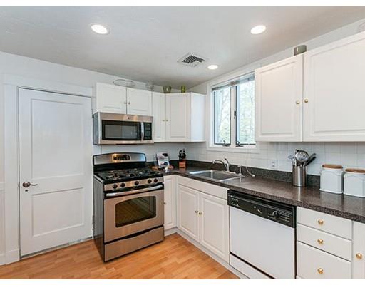 481 Chestnut St, Needham, MA 02492 photo 12