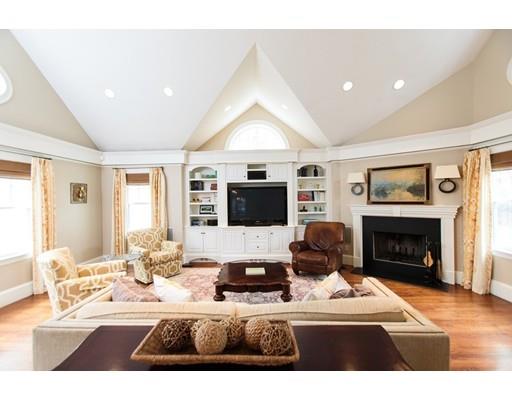 30 Pine St, Wellesley, MA 02481 photo 11