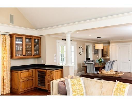 30 Pine St, Wellesley, MA 02481 photo 12