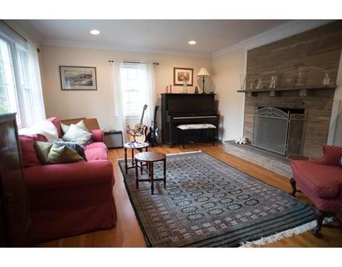 11 Holmes St, Needham, MA 02492 photo 9