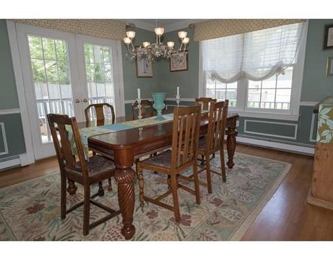 11 Holmes St, Needham, MA 02492 photo 8