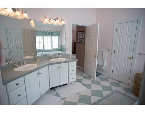11 Holmes St, Needham, MA 02492 photo 16