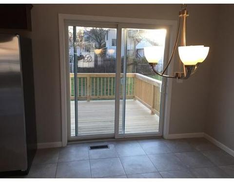 21 Thomas St, Chicopee, MA 01013 photo 7