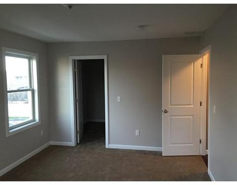 21 Thomas St, Chicopee, MA 01013 photo 10