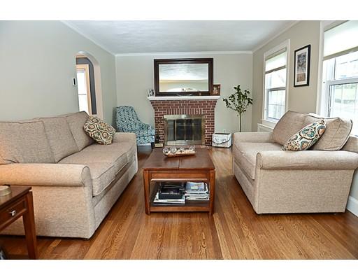 28 Ashmore Rd, Worcester, MA 01602 photo 2