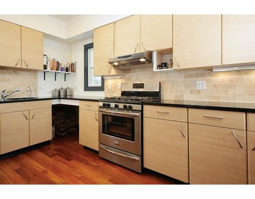 181 Davis Ave #2, Brookline, MA 02445 photo 4