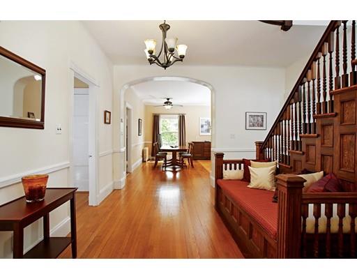 181 Davis Ave #2, Brookline, MA 02445 photo 2