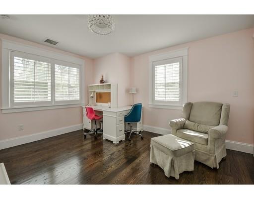 10 Sunset Rd, Wellesley, MA 02482 photo 18