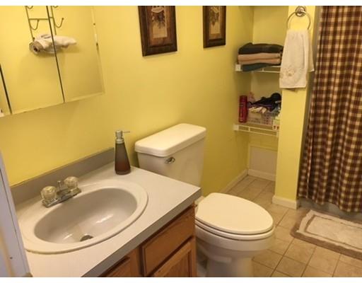 438 Lake Ave, Worcester, MA 01604 photo 14