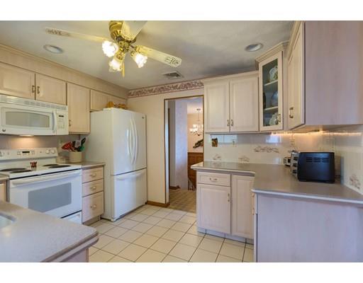 6 Rayner Cir, Stoneham, MA 02180 photo 7