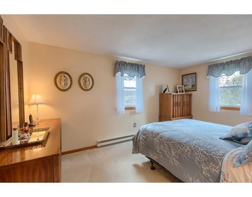 6 Rayner Cir, Stoneham, MA 02180 photo 14