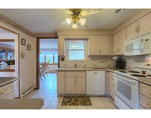 6 Rayner Cir, Stoneham, MA 02180 photo 8