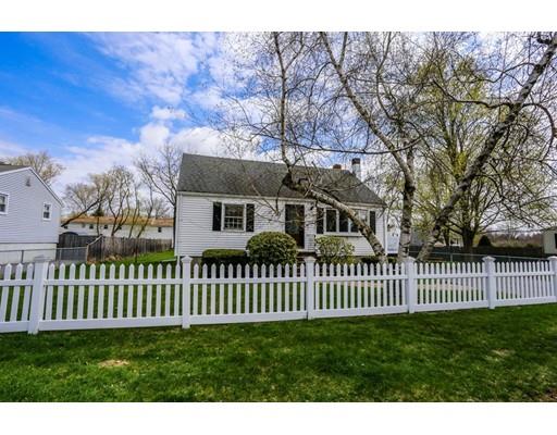 14 Merrill St, Danvers, MA 01923 photo 2