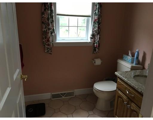 91 Mendon St, Upton, MA 01568 photo 11