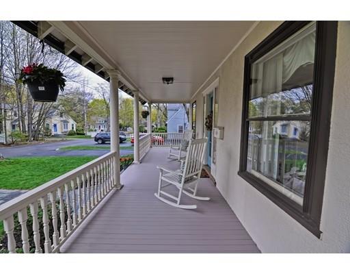81 Curve St, Needham, MA 02492 photo 4