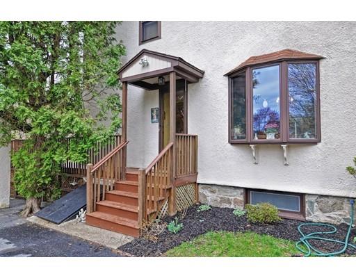 81 Curve St, Needham, MA 02492 photo 5
