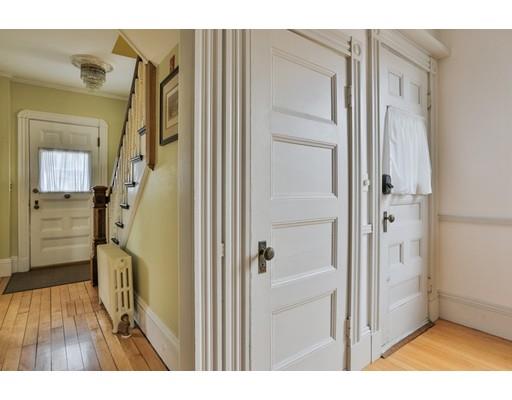 2 Everett Ave, Wakefield, MA 01880 photo 3