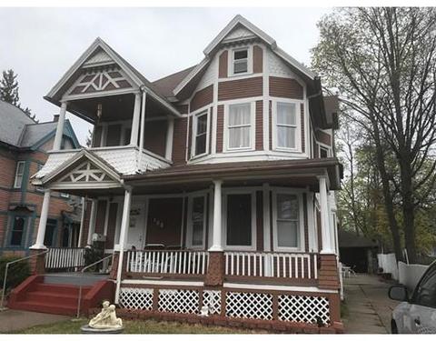 135 Westminster St, Springfield, MA 01109 photo 1
