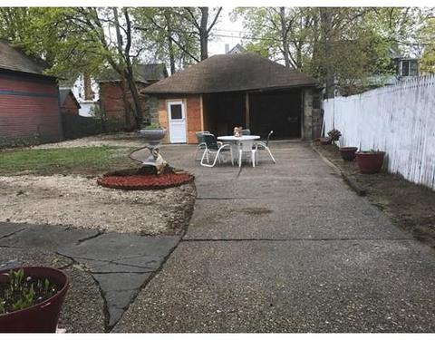 135 Westminster St, Springfield, MA 01109 photo 18