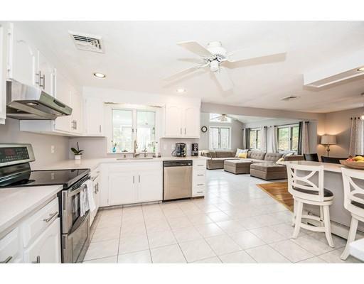 34 Pasture Rd, Reading, MA 01867 photo 3