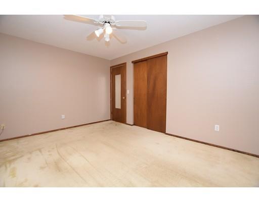 5 Trail Cir, Springfield, MA 01118 photo 24