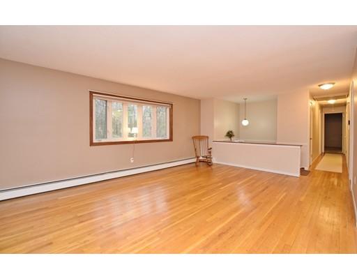 5 Trail Cir, Springfield, MA 01118 photo 10