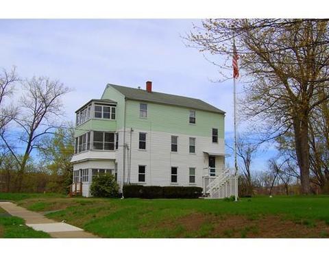 94 Forest St, Chicopee, MA 01013 photo 3