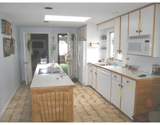 302 Chapman, Canton, MA 02021 photo 2