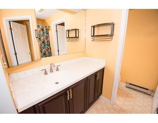 7 Jonathan Cir, Worcester, MA 01604 photo 16