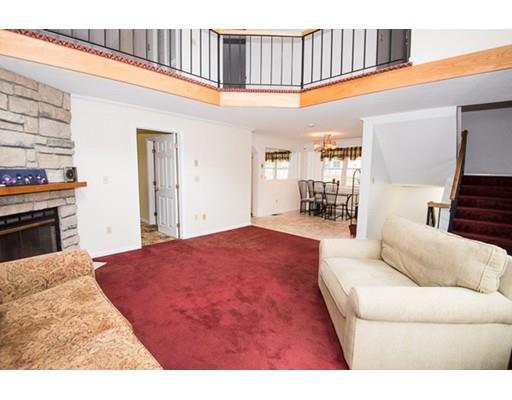 7 Jonathan Cir, Worcester, MA 01604 photo 3