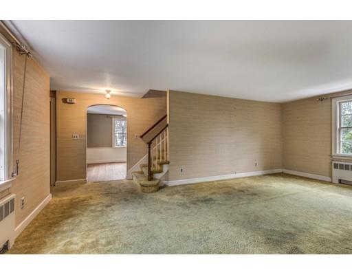 306 Summer Ave, Reading, MA 01867 photo 10