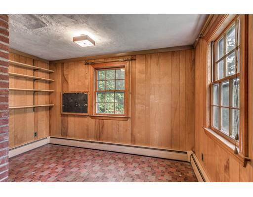 306 Summer Ave, Reading, MA 01867 photo 9