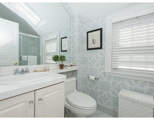 595 Greendale Ave, Needham, MA 02492 photo 10