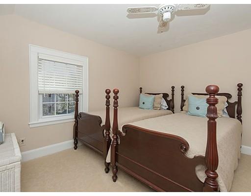 595 Greendale Ave, Needham, MA 02492 photo 11