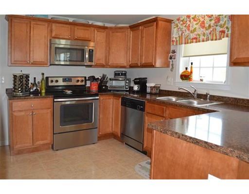 41 Crawford Ln, Hooksett, NH 03106 photo 5