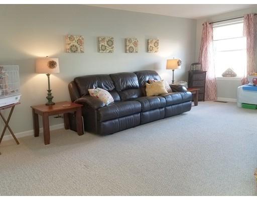 41 Crawford Ln, Hooksett, NH 03106 photo 11