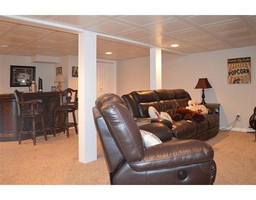 41 Crawford Ln, Hooksett, NH 03106 photo 26