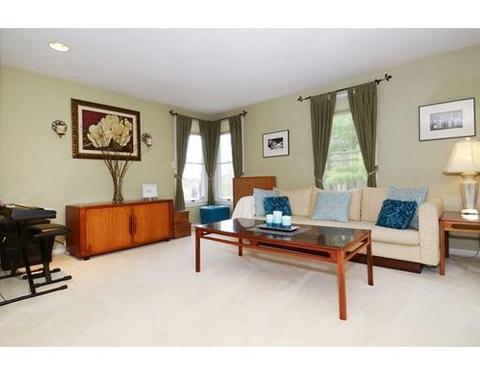 2 Hickory Dr, Worcester, MA 01609 photo 7