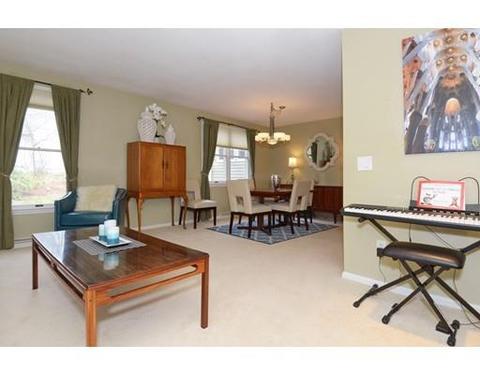 2 Hickory Dr, Worcester, MA 01609 photo 8