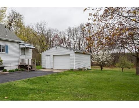 227 Parker St, Springfield, MA 01151 photo 4
