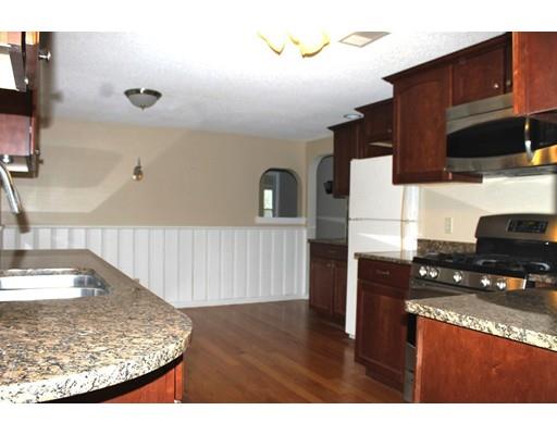 99 Slumber Ln, Springfield, MA 01128 photo 4
