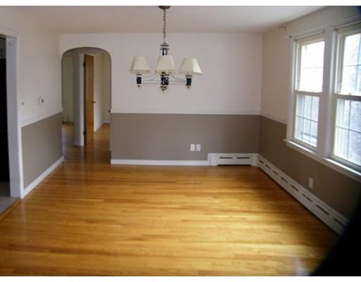 29 Wheeler Ave, Springfield, MA 01118 photo 4