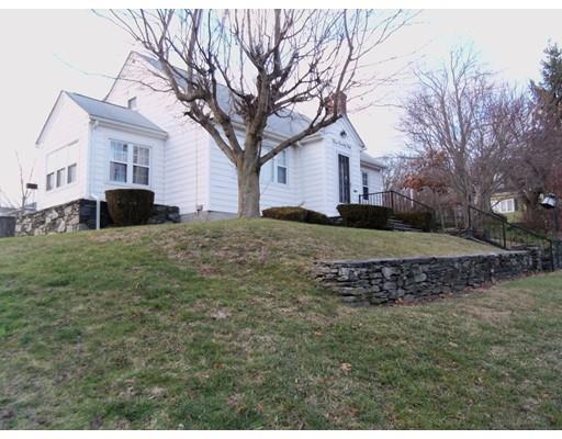 398 Oak Grove Ave, Fall River, MA 02723 photo 3