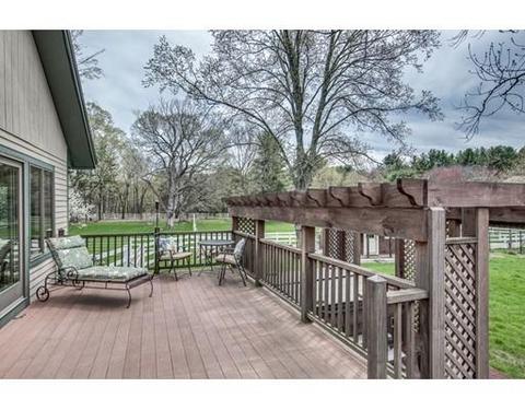 2 Taylor Rd, Stow, MA 01775 photo 4