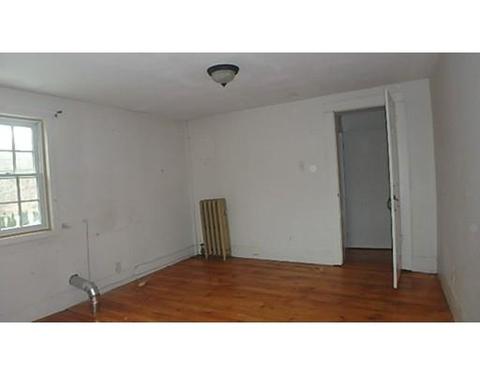81 Elm St, Georgetown, MA 01833 photo 12