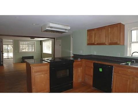 81 Elm St, Georgetown, MA 01833 photo 23