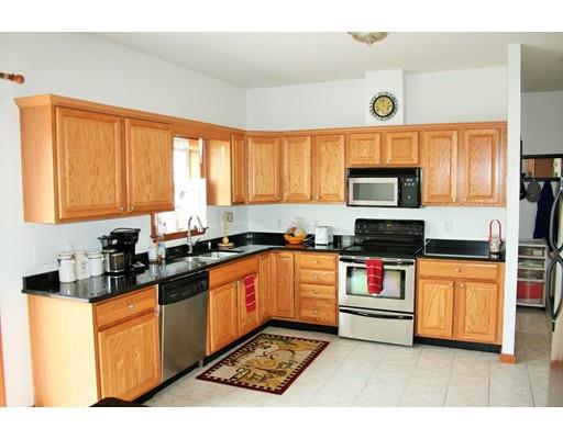 12 Arrowsic St, Worcester, MA 01606 photo 7