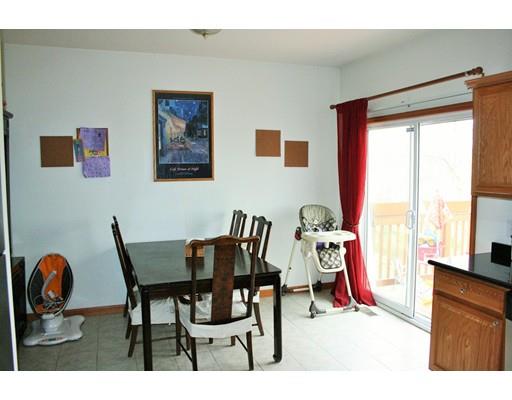 12 Arrowsic St, Worcester, MA 01606 photo 9