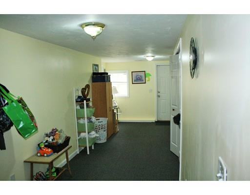 12 Arrowsic St, Worcester, MA 01606 photo 18