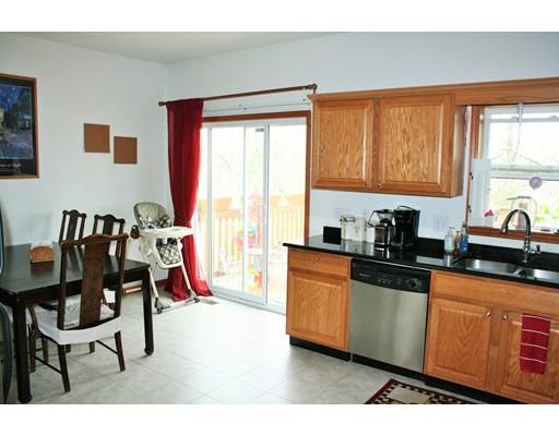 12 Arrowsic St, Worcester, MA 01606 photo 8
